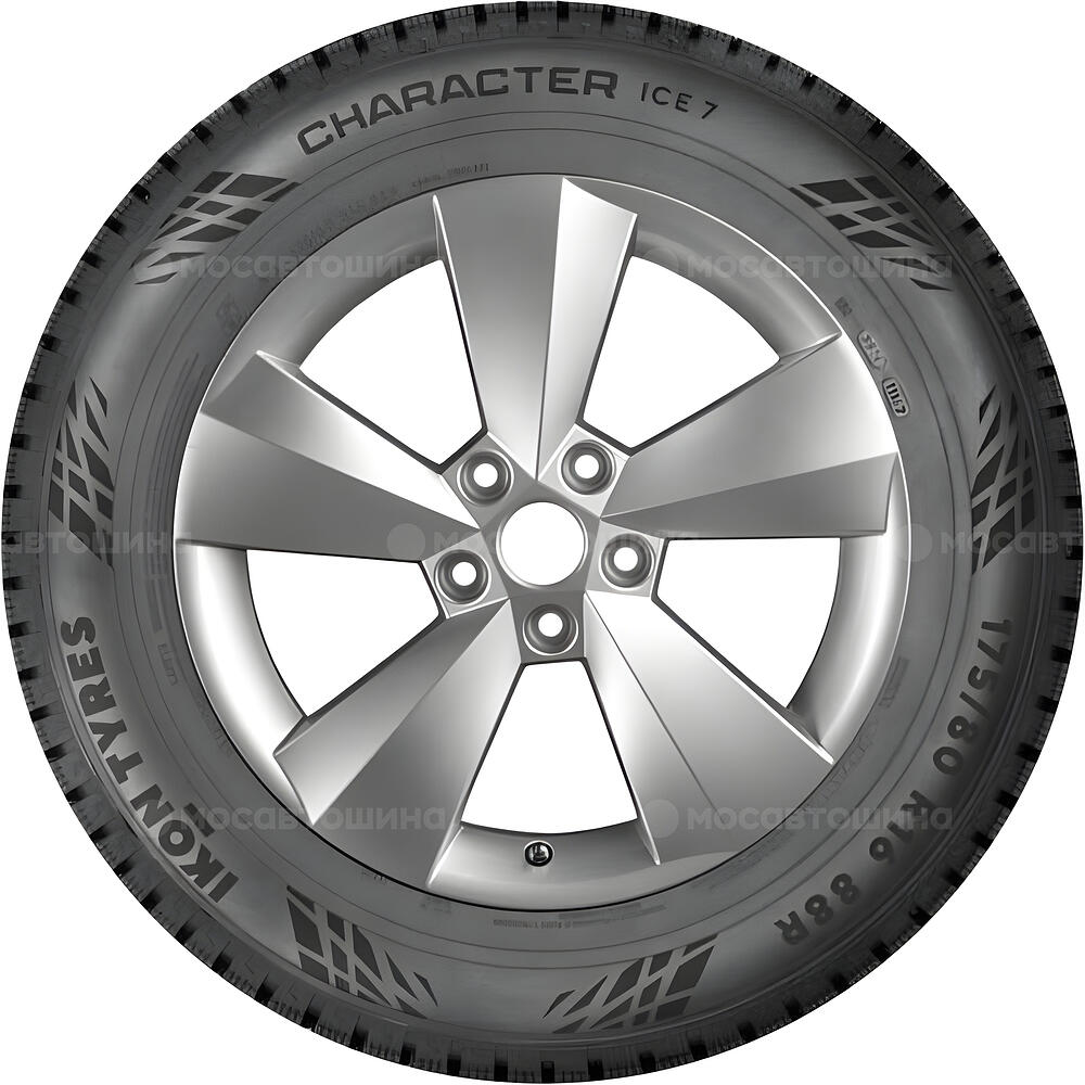 Side view Ikon Character Ice 7 SUV 235/70 R16 106T