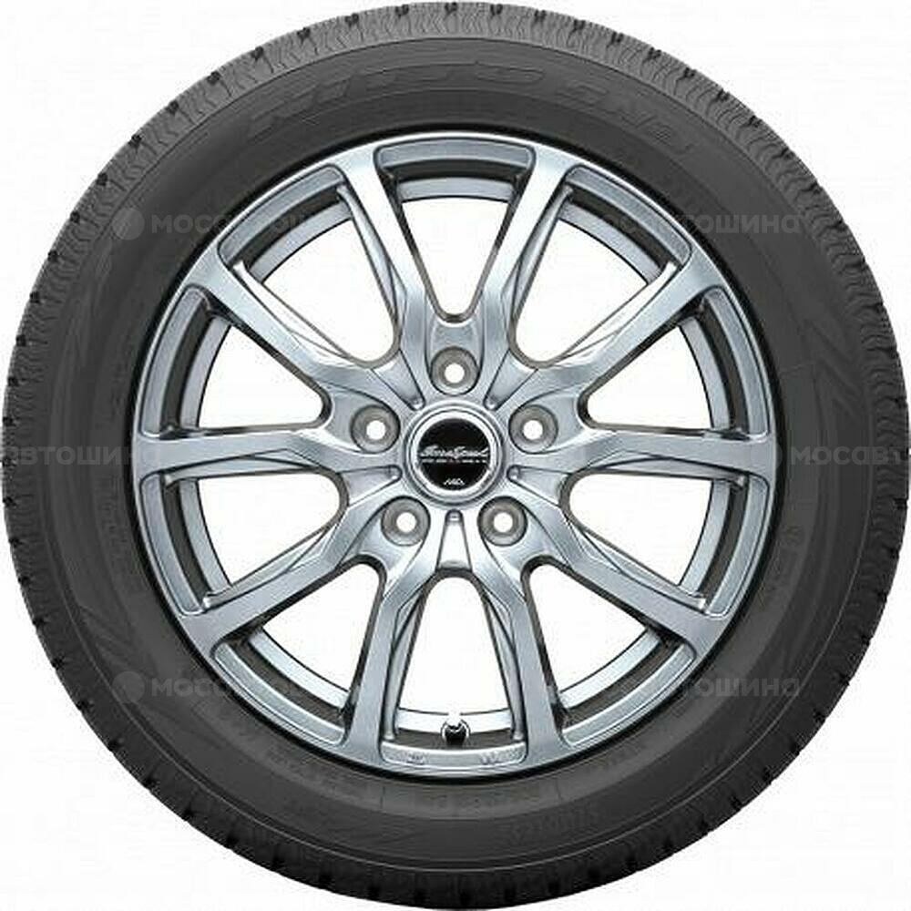 Side view Nitto SN3 Winter 235/65 R16 103H