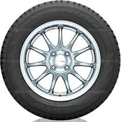 Toyo Observe Ice-Freezer 245/45 R19 102T XL