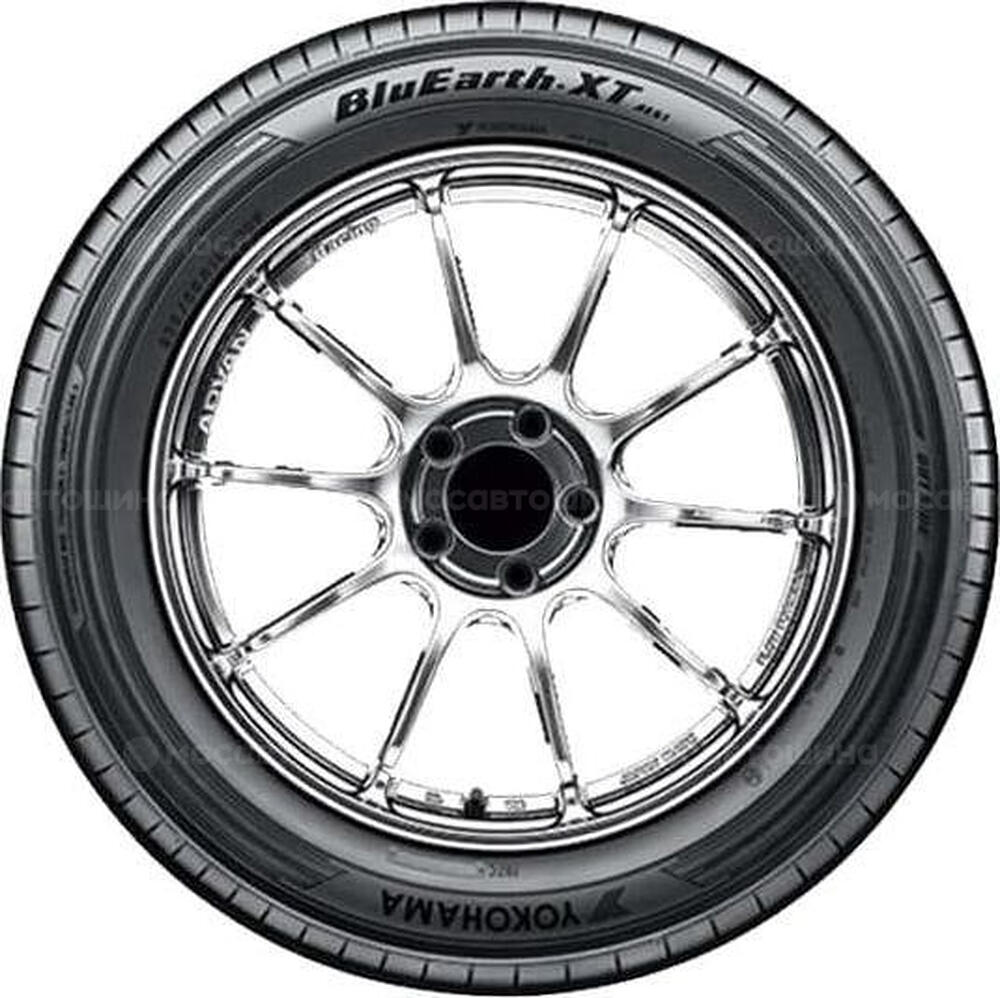 Side view Yokohama AE61E 235/60 R18 103H