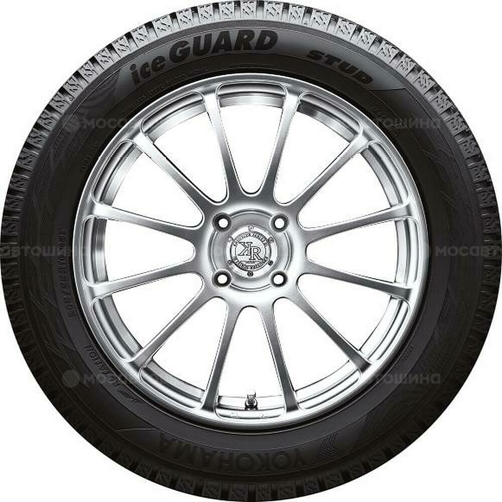 Side view Yokohama Ice Guard IG55 235/40 R18 95T XL
