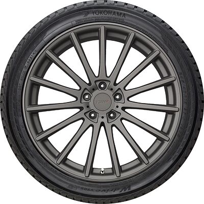 Yokohama W.Drive V905 235/35 R19 91W 