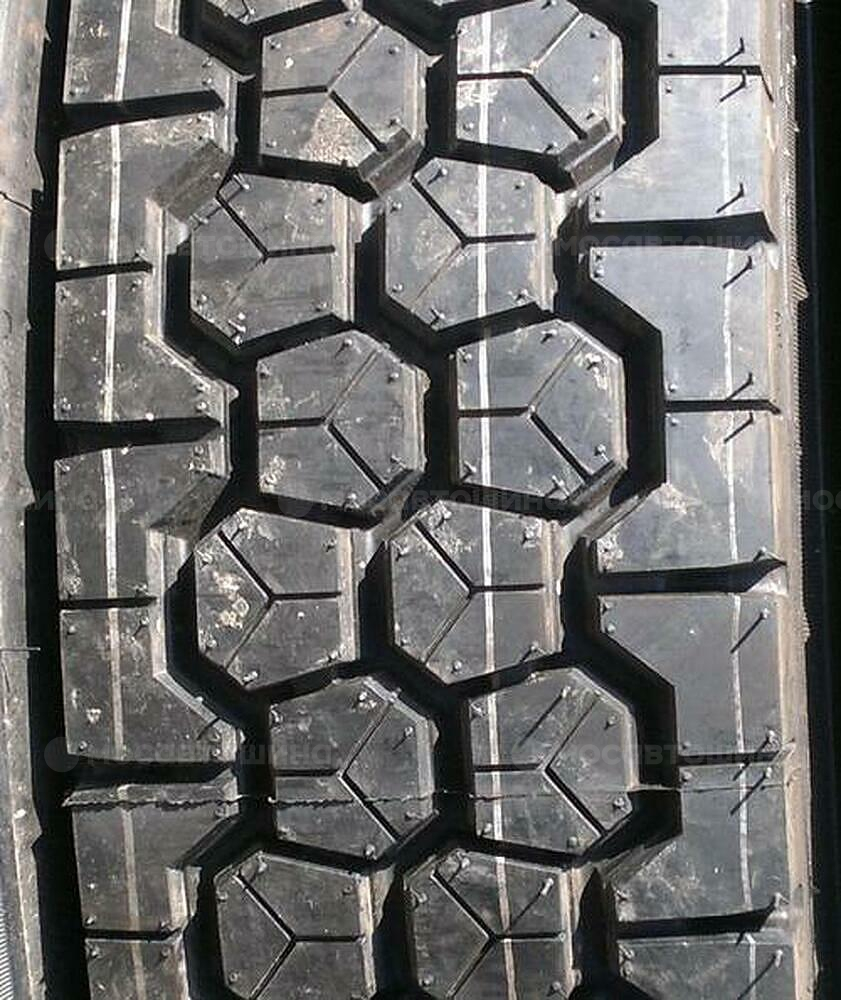 Tread LingLong D955 245/70 R19,5 133/131M PR16 (Ведущая ось)