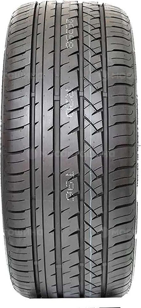 Tread Sonix Prime UHP 08 235/55 R18 104V XL
