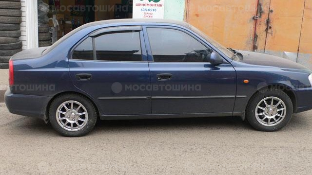 Диски Виком АРТ 135 R14 на автомобиле Hyundai Accent [129]