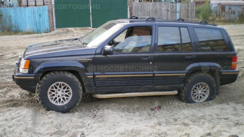 Автомобильные шины Барнаул Forward Safari 500 R15 на автомобиле Jeep Grand Cherokee [1260]