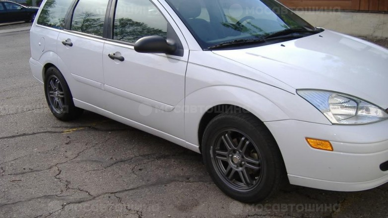 Диски Kazera KZ-V R17 на автомобиле Ford Focus [1227]