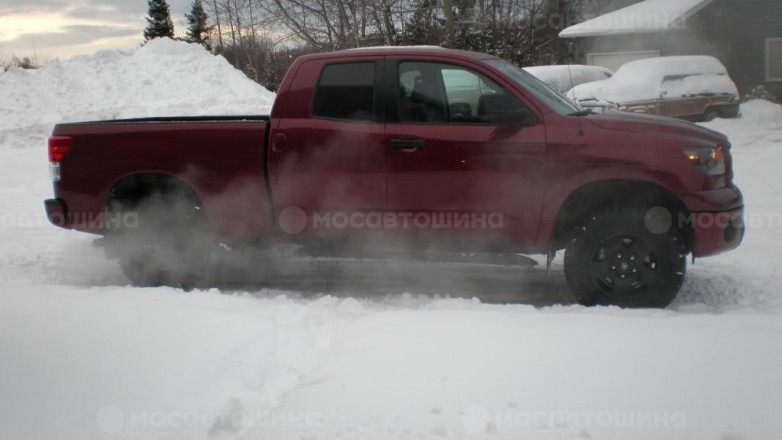 Автомобильные шины Cooper Discoverer STT R18 на автомобиле Toyota Tundra [1284]