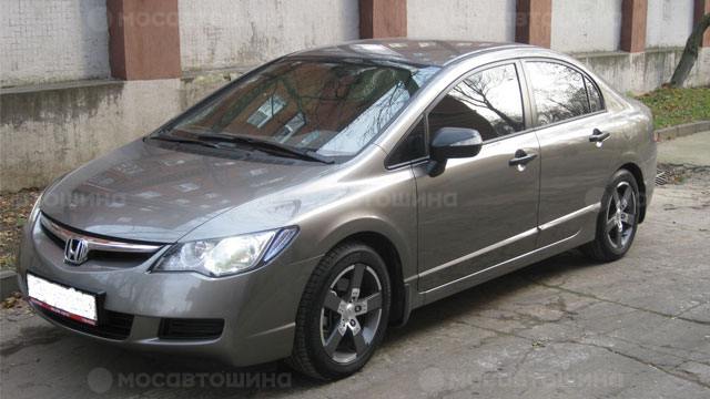 Диски Zepp Gallardo R17 на автомобиле Honda Civic [5]