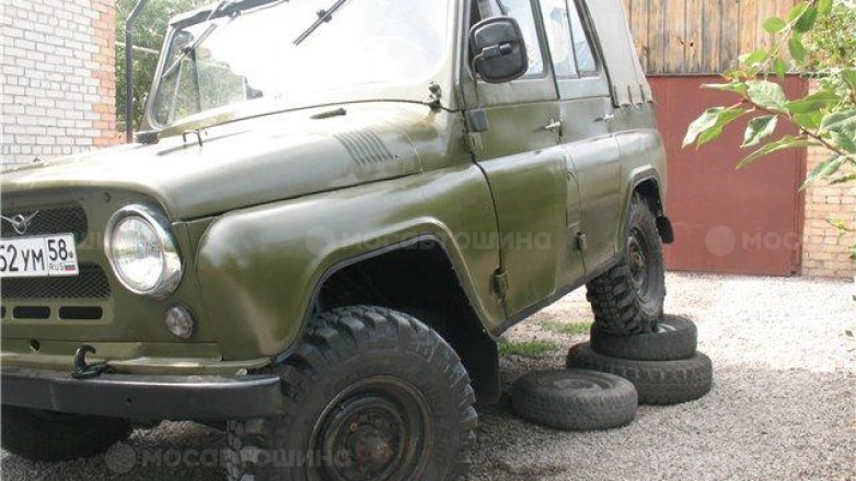 Автомобильные шины Барнаул Forward Safari 500 R15 на автомобиле УАЗ Hunter [1261]