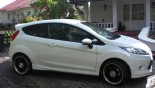 Диски Momo Corse на автомобиле Ford Fiesta