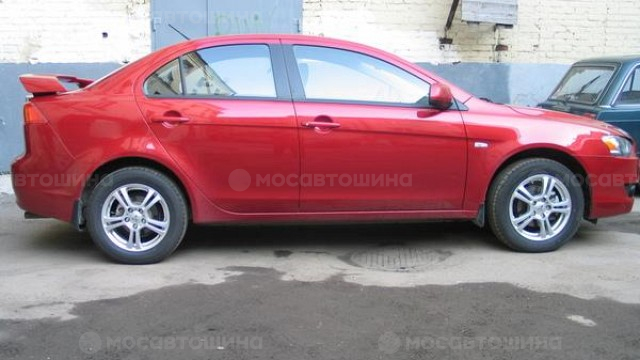 Диски Mitsubishi MI6 R16 на автомобиле Mitsubishi Lancer X [60]