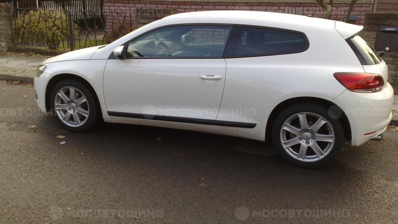 Диски Rial Flair R17 на автомобиле Volkswagen Scirocco [216]