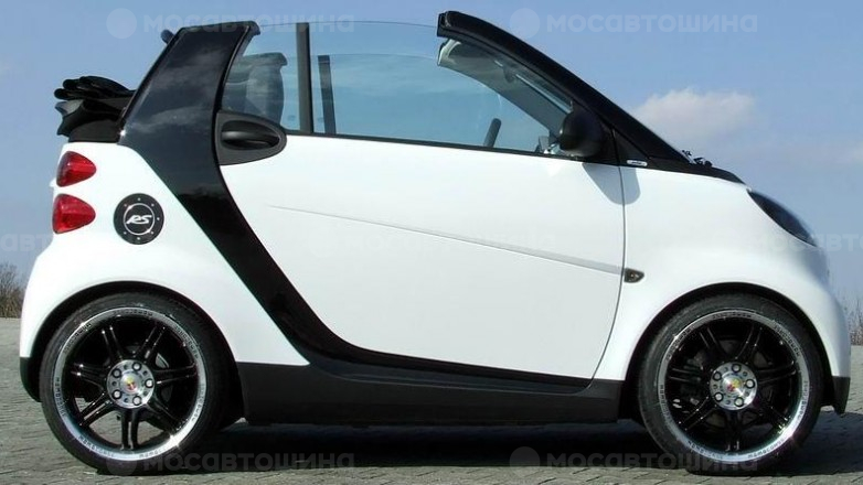 Диски Momo Corse R17 на автомобиле Smart Fourtwo Pulse [186]