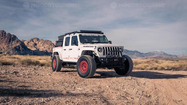 Автомобильные шины Venom Power Swampthing A/T на автомобиле jeep wrangler [2670]