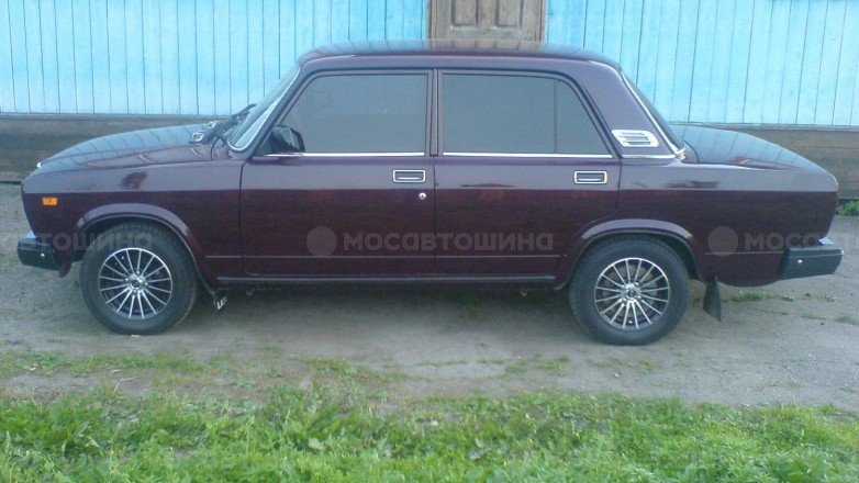 Диски Tech Line TL532 R13 на автомобиле VAZ 21061 [143]