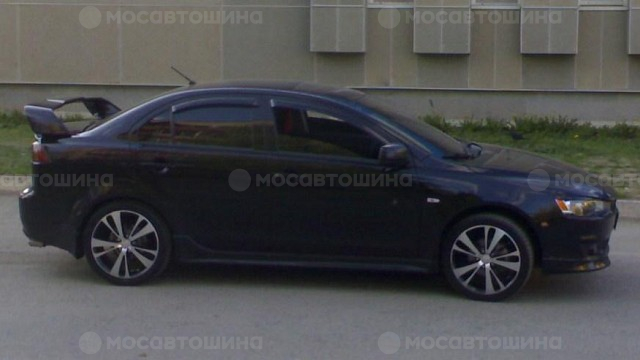 Диски Mitsubishi MI094 R18 на автомобиле Mitsubishi Lancer X [77]