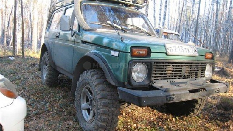 Автомобильные шины Барнаул Forward Safari 500 R15 на автомобиле VAZ 2121 [1259]