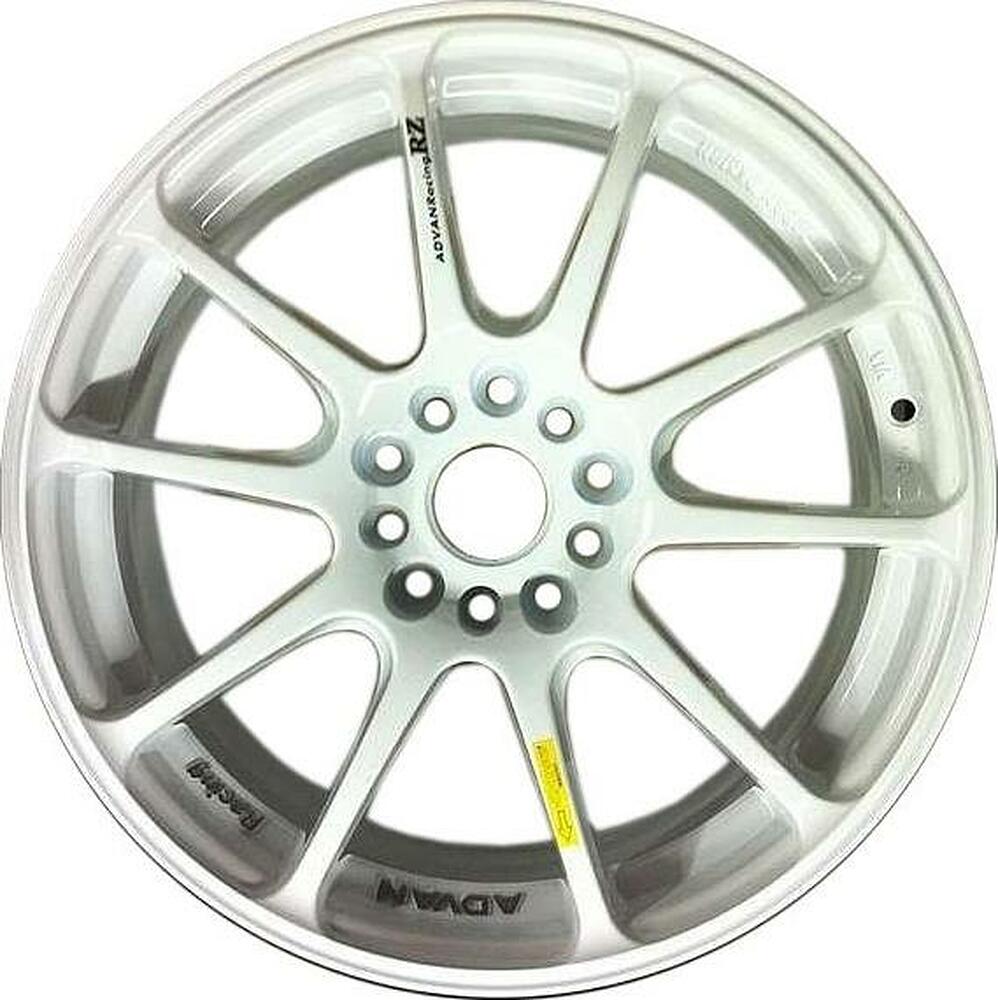 Advan RZ 8x17 5x114.3 ET 45 Dia 73 HS
