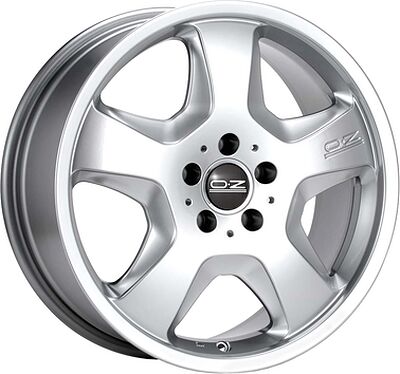 OZ Racing Opera Evo 8x18 5x114.3 ET 40 Dia 79 Crystal Titanium