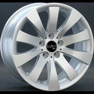 Replica B95 8x18 5x120 ET 30 Dia 72.69 silver