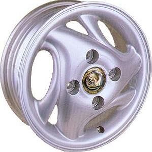 Replica DA2 4.5x13 4x114.3 ET 45 Dia 69.1 silver