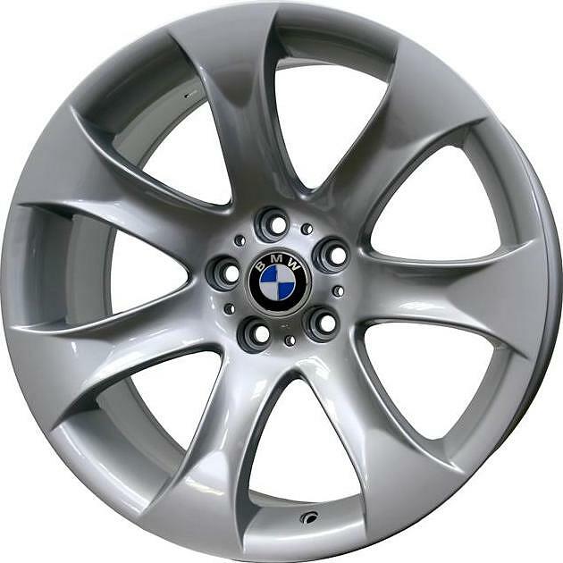 Replica FR704 6.5x15 4x114.3 ET 35 Dia 64.1 MB