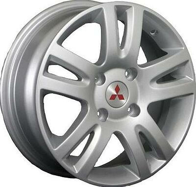 Replica MI16 6x15 4x114.3 ET 46 Dia 67.1 silver