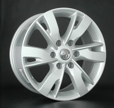 Replica NS147 8x18 6x139.7 ET 35 Dia 77.8 silver