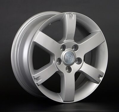 Replica RN131 6.5x16 5x114.3 ET 50 Dia 66.1 silver