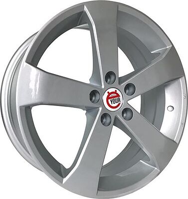 Yo-Wheels E06 7x17 5x114.3 ET 45 Dia 67.1 silver
